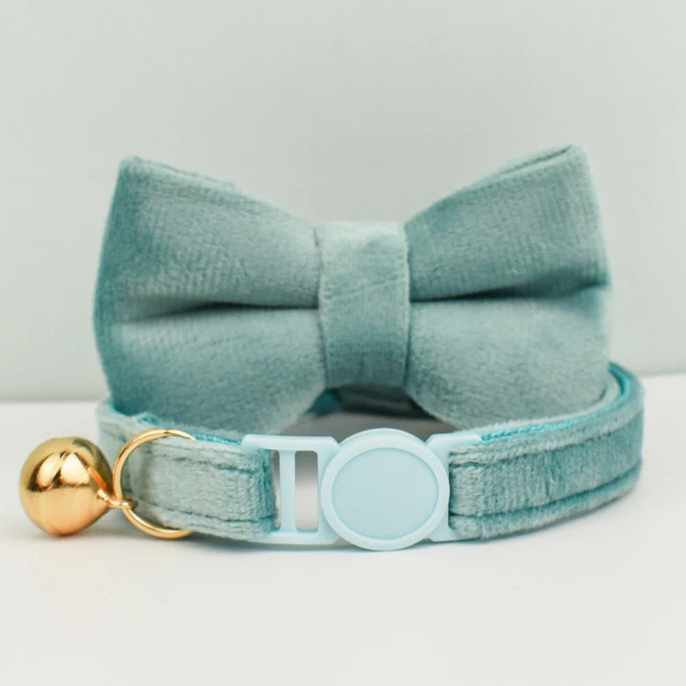 Velvet Cat Collar with Adjustable Safety and Bell-My Little Pet