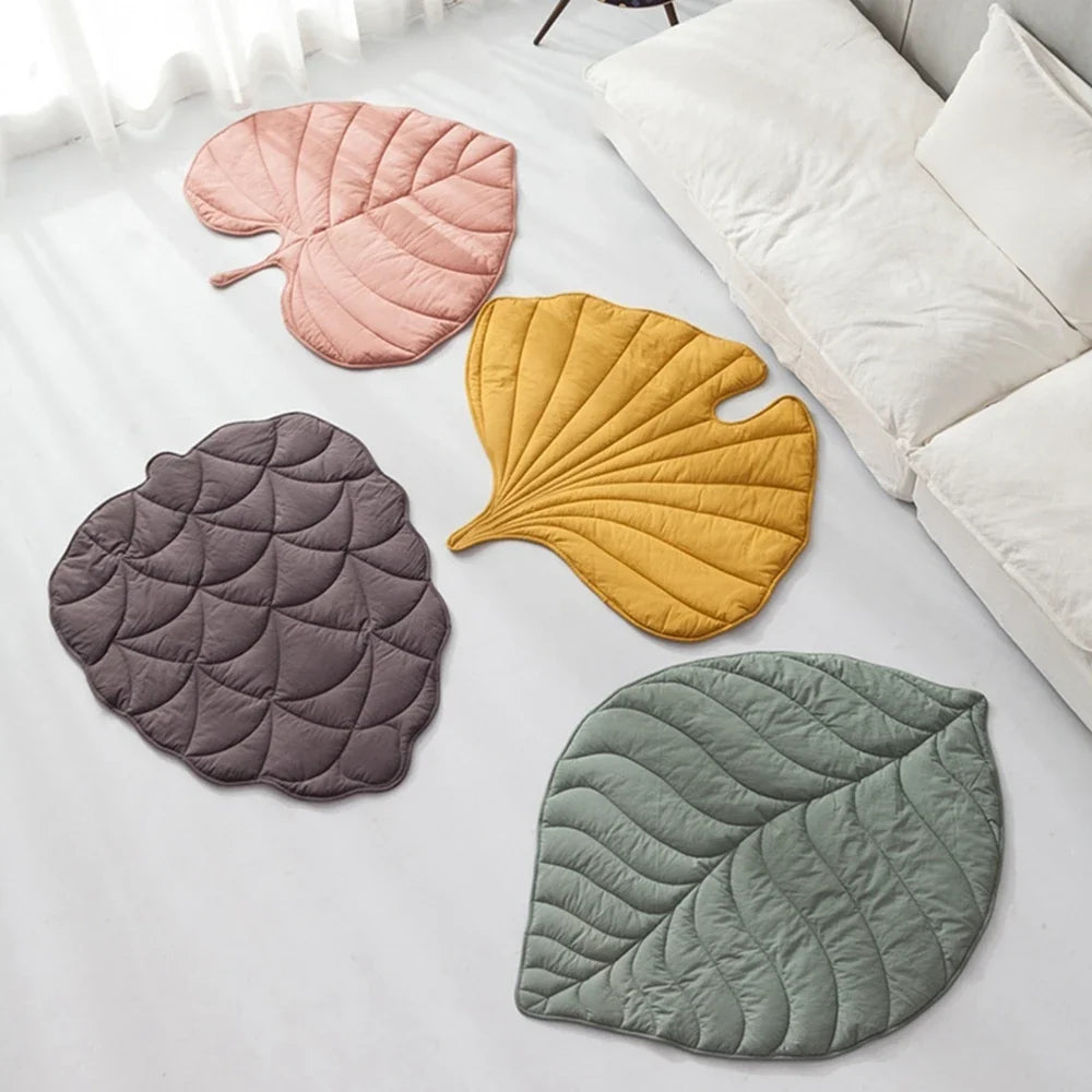 Breathable Leaf-Shaped Pet Mat - Washable and Eco-Friendly for Dogs and Cats-My Little Pet