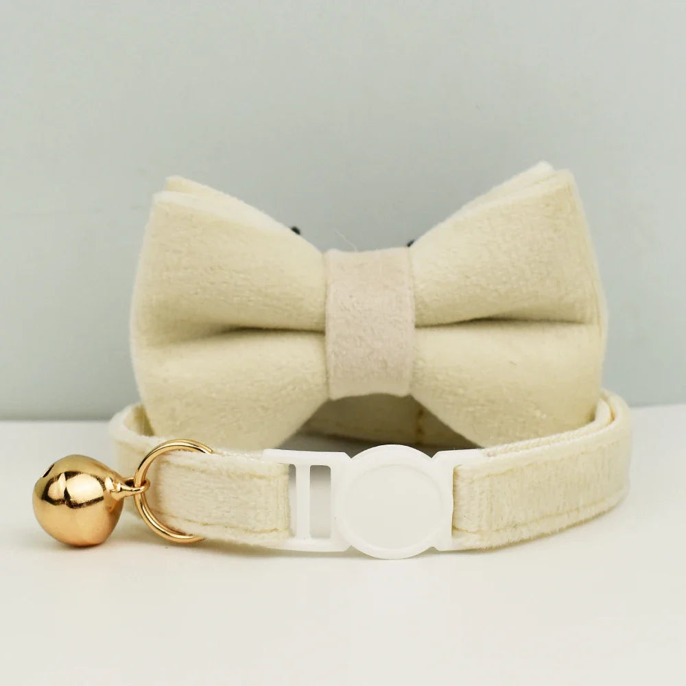 Velvet Cat Collar with Adjustable Safety and Bell-My Little Pet